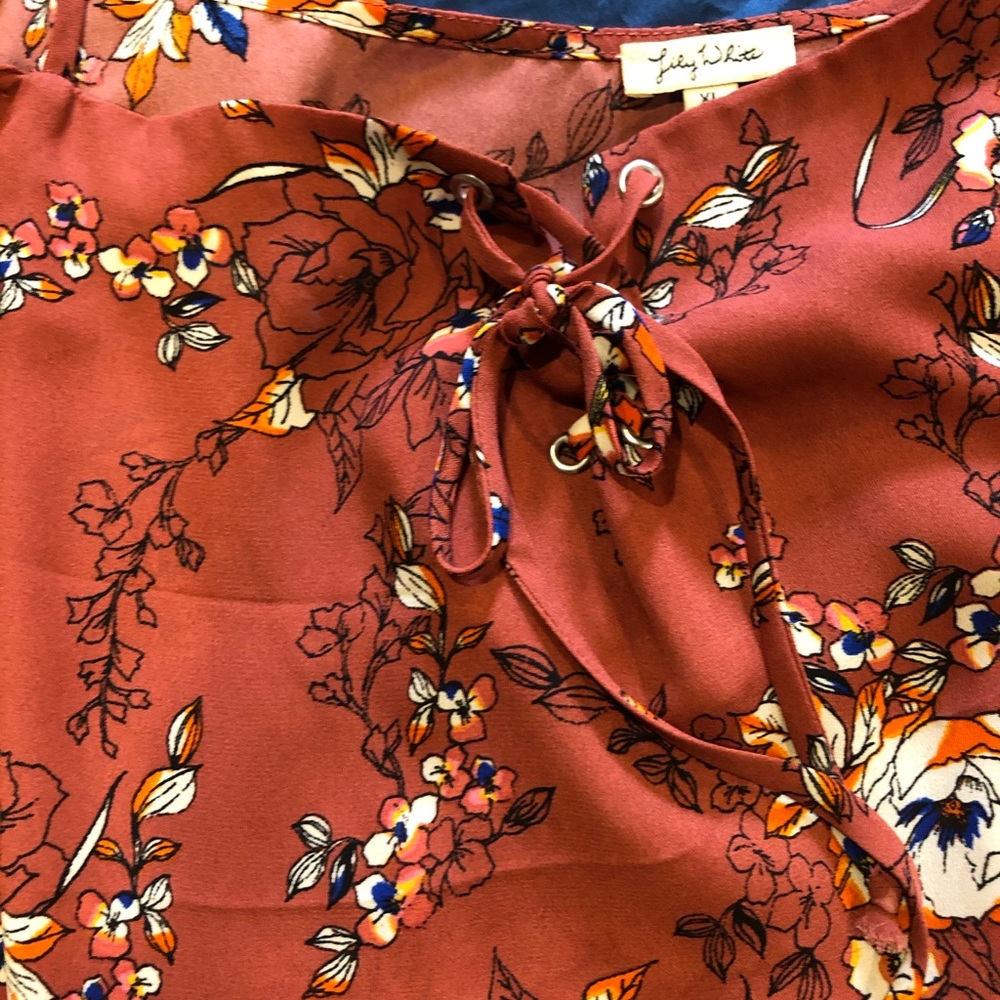 Off shoulder top - Picture 3 of 3